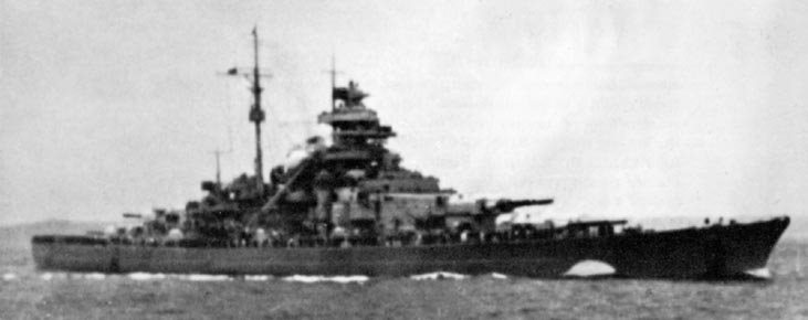 Bismarck_leaving_Norway.jpg